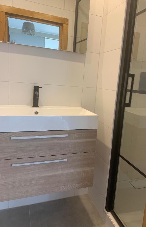 Droom aan de Linge Wadenoijen Buitenkant foto