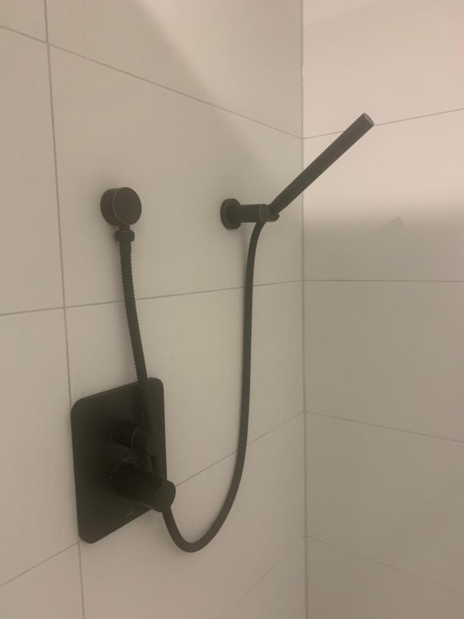 Droom aan de Linge Wadenoijen Buitenkant foto