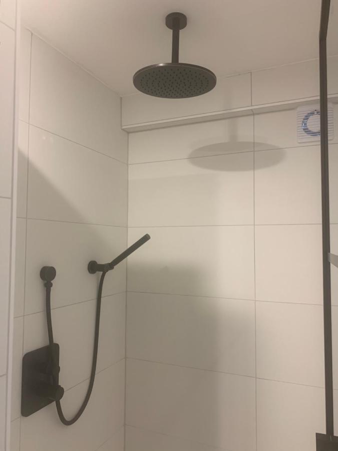 Droom aan de Linge Wadenoijen Buitenkant foto